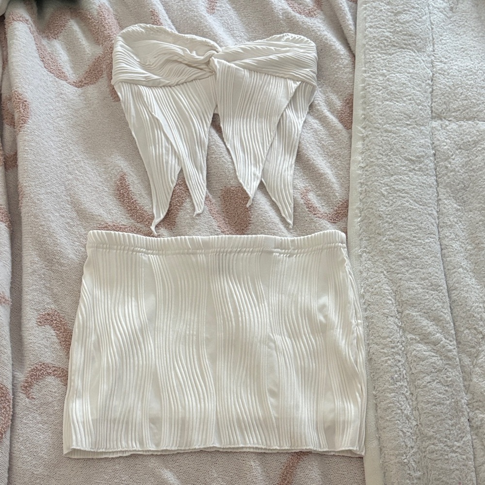 SHEIN White Pleated Two-Piece Skirt Set